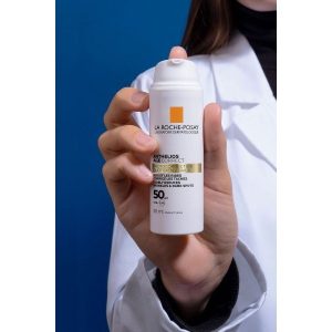 کرم ضد آفتاب بی رنگ ضد چروک و لک SPF50 آنتلیوس لاروش پوزای 50 میل
