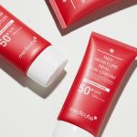 کرم ضد آفتاب red moisture real مدی کیوب Medicube مرطوب کننده