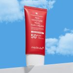 کرم ضد آفتاب red moisture real مدی کیوب Medicube مرطوب کننده