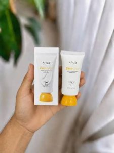 ضد آفتاب آبرسان زیرو کست آنوا با فاکتور محافظتی +SPF 50 حجم ۵۰ میل